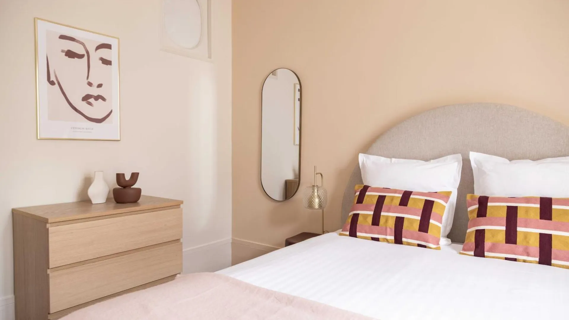 Chic Apartment - 5Br-10P - Grenelle-Eiffel Tower Paris